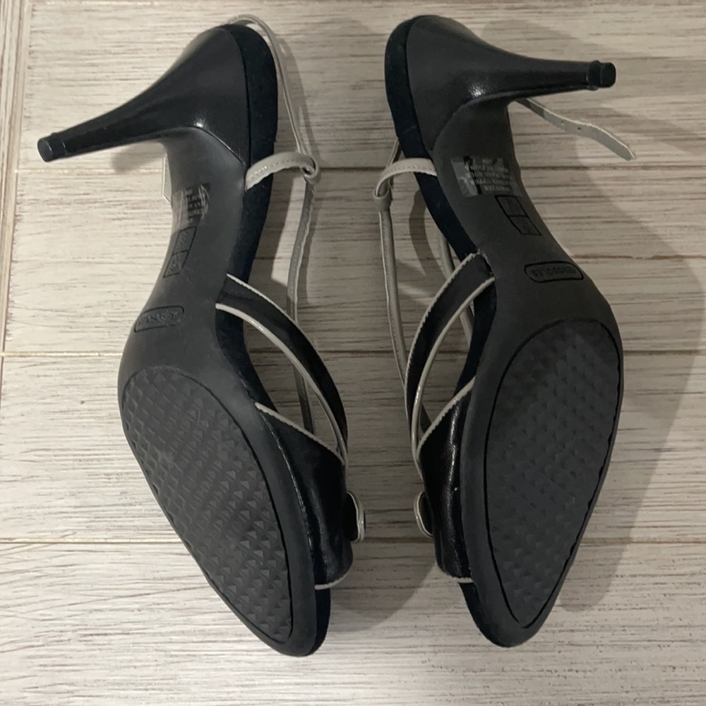 Open toe pump - Picture 5 of 5